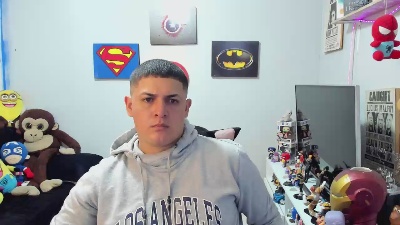 ney_22_fun live cam on Cam4