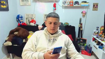 ney_22_fun live cam on Cam4
