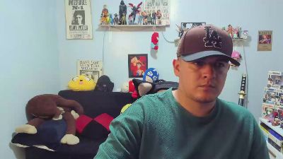 ney_22_fun live cam on Cam4