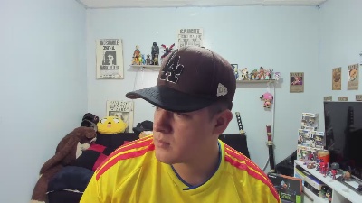 ney_22_fun live cam on Cam4