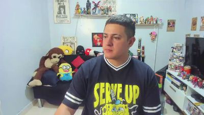 ney_22_fun live cam on Cam4