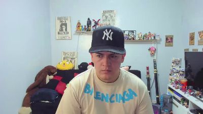 ney_22_fun live cam on Cam4
