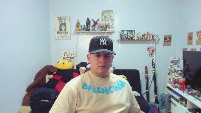 ney_22_fun live cam on Cam4