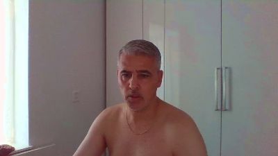 nicefella73 live cam on Cam4