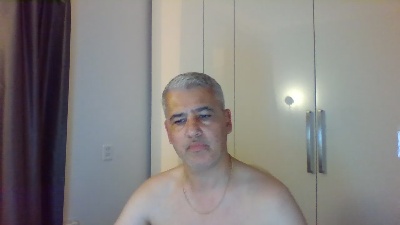 nicefella73 live cam on Cam4