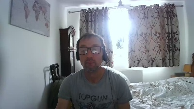 nicholasxxx45 live cam on Cam4