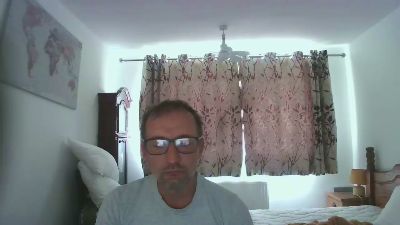 nicholasxxx45 live cam on Cam4