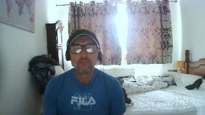 nicholasxxx45 live cam on Cam4