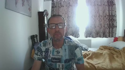 nicholasxxx45 live cam on Cam4