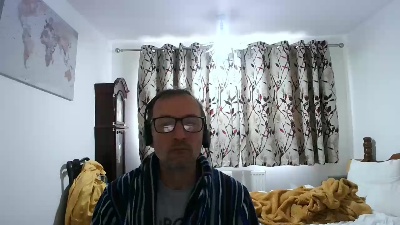 nicholasxxx45 live cam on Cam4