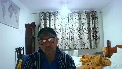 nicholasxxx45 live cam on Cam4
