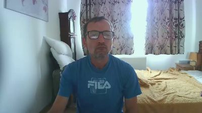 nicholasxxx45 live cam on Cam4