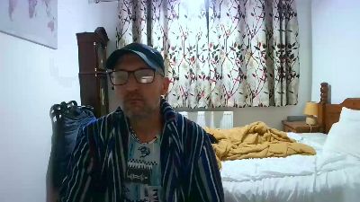 nicholasxxx45 live cam on Cam4