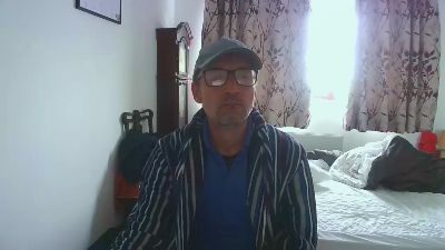 nicholasxxx45 live cam on Cam4