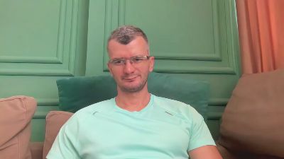 nick_9990 live cam on Cam4