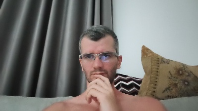 nick_9990 live cam on Cam4