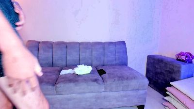 nickybigboobs live cam on Cam4