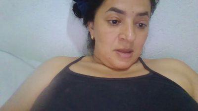 nicol_squirt live cam on Cam4