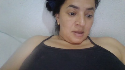 nicol_squirt live cam on Cam4