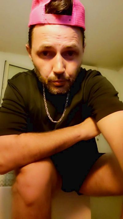 nicolas1904 live cam on Cam4