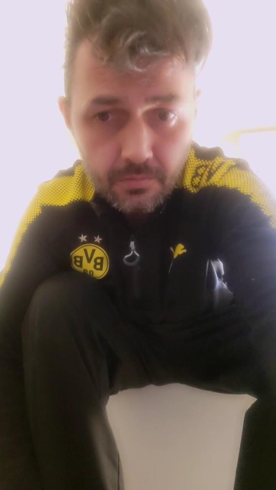 nicolas1904 live cam on Cam4
