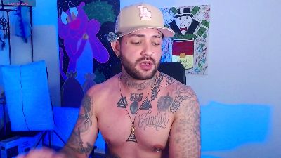 nicolastorres99 live cam on Cam4