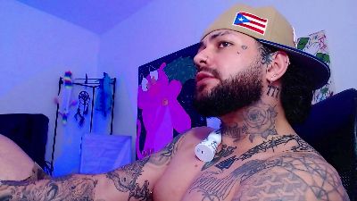 nicolastorres99 live cam on Cam4