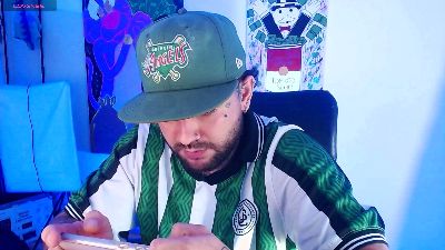 nicolastorres99 live cam on Cam4