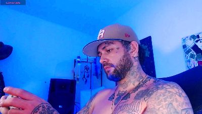 nicolastorres99 live cam on Cam4