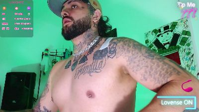 nicolastorres99 live cam on Cam4