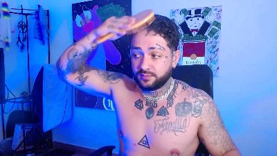 nicolastorres99 live cam on Cam4