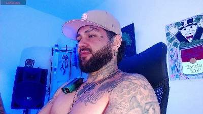nicolastorres99 live cam on Cam4