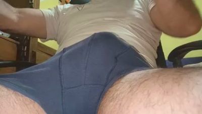 nicolaz29 live cam on Cam4