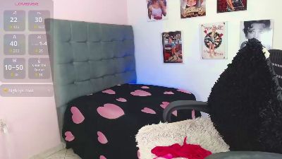 nicole_bigboobs live cam on Cam4