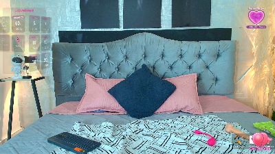 nicole_stevens live cam on Cam4