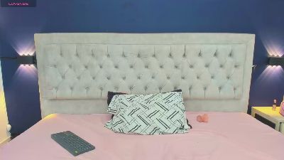 nicole_stevens live cam on Cam4