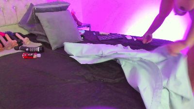nicolee_millerr live cam on Cam4