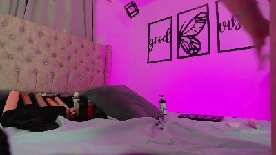 nicolee_millerr live cam on Cam4