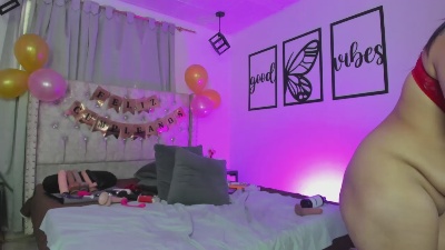 nicolee_millerr live cam on Cam4