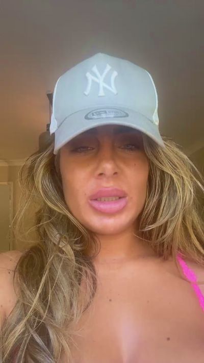 nicolespence live cam on Cam4