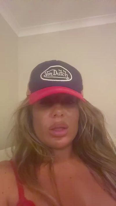 nicolespence live cam on Cam4