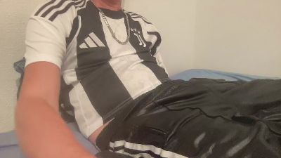 nikeprollhot live cam on Cam4