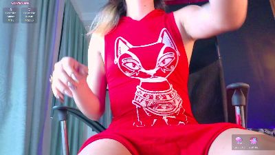 nikii_doll live cam on Cam4