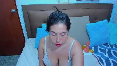 nikki_nikol live cam on Cam4