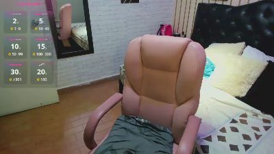 nikki_nikol live cam on Cam4