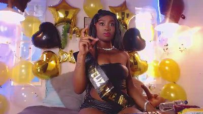 nikkystorm live cam on Cam4