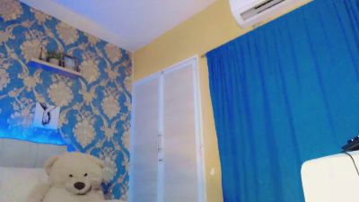 nikole_brith live cam on Cam4