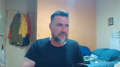 nikolero live cam on Cam4