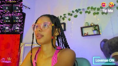 nikolle_sexy live cam on Cam4
