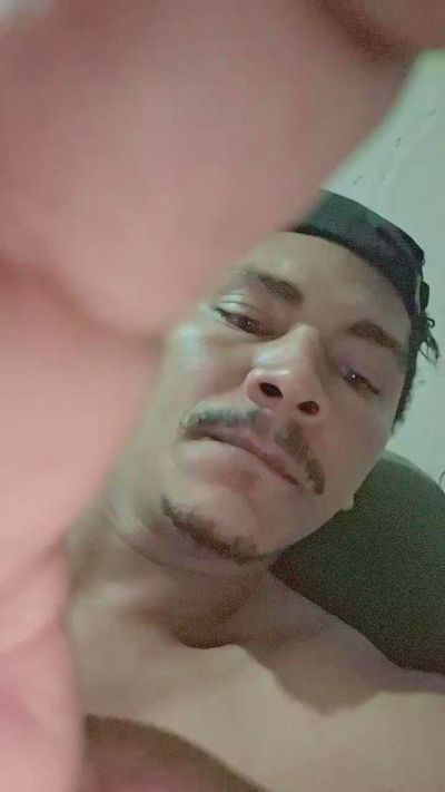 nilson192 live cam on Cam4